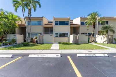 14271 Kendale Lakes Cir, Miami, FL 33183 - Photo 4