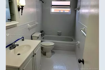 121 Golden Isles Dr #407, Hallandale Beach, FL 33009 - Photo 22