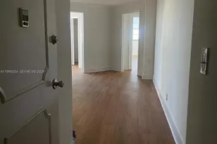 999 Brickell Bay Dr, Miami, FL 33131 - Photo 10
