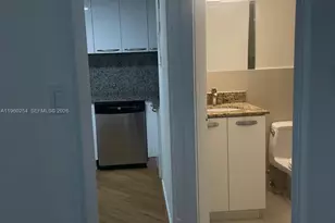 999 Brickell Bay Dr, Miami, FL 33131 - Photo 12