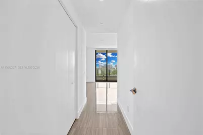 2960 NE 207th St #817, Aventura, FL 33180 - Photo 18