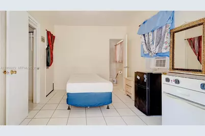 15700 NE 15th Pl, North Miami Beach, FL 33162 - Photo 18