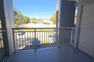 8540 SW 212th St, Cutler Bay, FL 33189 - Photo 4