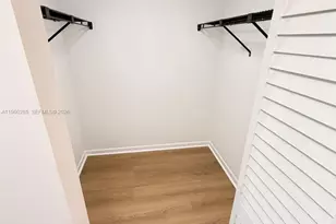 900 Colony Point Cir, Pembroke Pines, FL 3306 - Photo 22