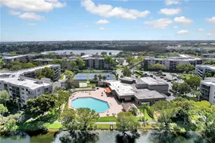 900 Colony Point Cir, Pembroke Pines, FL 3306 - Photo 8