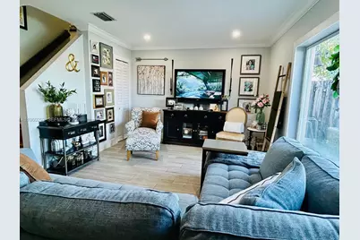 17617 SW 140th Ct, Miami, FL 33177 - Photo 2