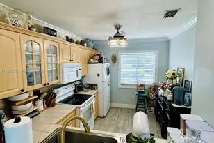 17617 SW 140th Ct, Miami, FL 33177 - Photo 6