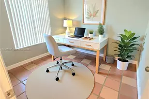 621 NW 205th Ave, Pembroke Pines, FL 33029 - Photo 14