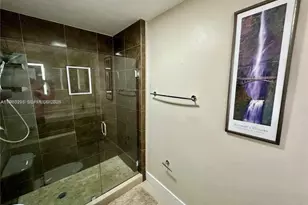 10640 SW 75th Ln, Miami, FL 33173 - Photo 16