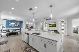 5704 Melbourne Ct, Naples, FL 34142 - Photo 12