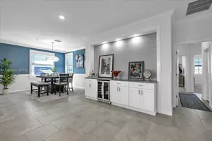 5704 Melbourne Ct, Naples, FL 34142 - Photo 16