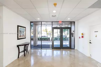 22 Salamanca Ave #505, Coral Gables, FL 33134 - Photo 18