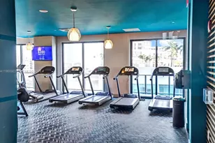 121 NE 34th St, Miami, FL 33137 - Photo 8