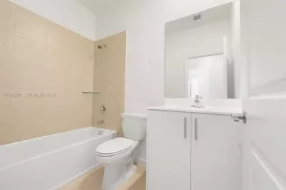 2713 NW 55th St #2713, Lauderhill, FL 33309 - Photo 28