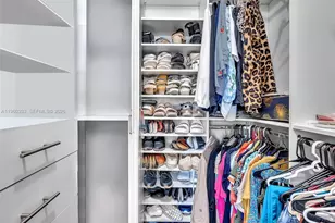 6423 Collins Ave, Miami Beach, FL 33141 - Photo 26