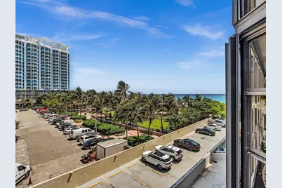 6423 Collins Ave #409, Miami Beach, FL 33141 - Photo 30