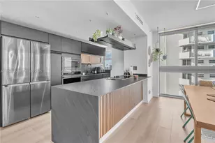 7929 West Dr, North Bay Village, FL 33141 - Photo 10