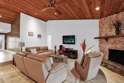 5021 SW 168th Ave, Southwest Ranches, FL 33331 - Photo 32