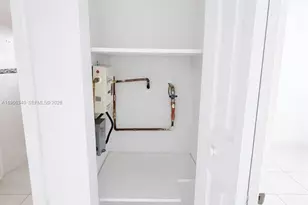 2530 W 67th Pl, Hialeah, FL 33016 - Photo 22