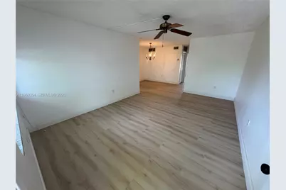 20320 NE 2nd Ave #31, Miami Gardens, FL 33179 - Photo 6