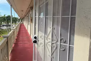 20320 NE 2nd Ave, Miami Gardens, FL 33179 - Photo 4