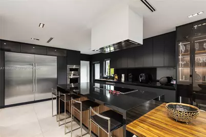 63 SW 31st Rd, Miami, FL 33129 - Photo 12