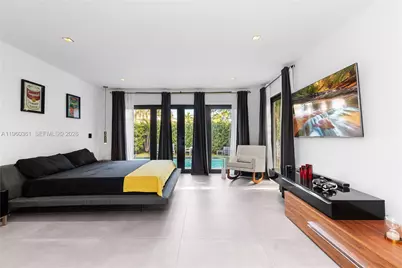 63 SW 31st Rd, Miami, FL 33129 - Photo 16