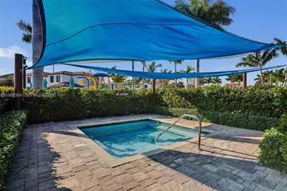 11135 W 32nd Ln, Hialeah, FL 33018 - Photo 52