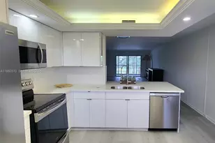 2304 Lucaya Ln, Coconut Creek, FL 33066 - Photo 2