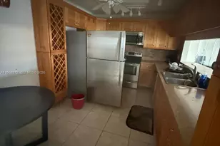 5223 Gate Lake Rd, Tamarac, FL 33319 - Photo 6