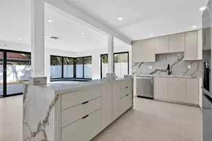 20615 NE 9th Ct, Miami, FL 33179 - Photo 14