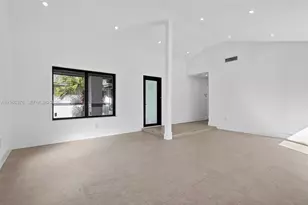 20615 NE 9th Ct, Miami, FL 33179 - Photo 6