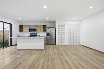 936 NW 10th St #2, Florida City, FL 33034 - Photo 8