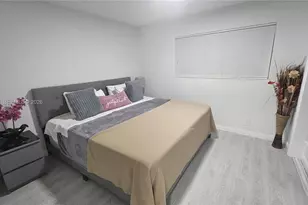 1831 NE 56th St, Fort Lauderdale, FL 33308 - Photo 12