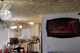 110 E Riverbend Dr, Sunrise, FL 33326 - Photo 4