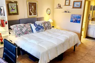 [Address not provided], Hallandale Beach, FL 33009 - Photo 14