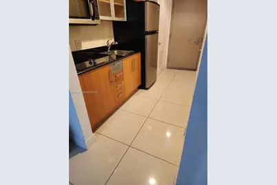 1750 N Bayshore Dr #2407, Miami, FL 33132 - Photo 6