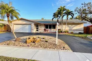 11600 SW 113th Pl, Miami, FL 33176 - Photo 2