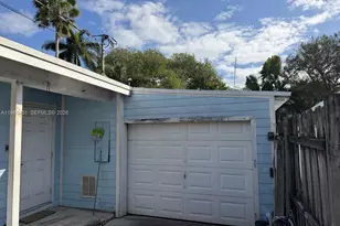 1568 NE 35th St, Oakland Park, FL 33334 - Photo 6