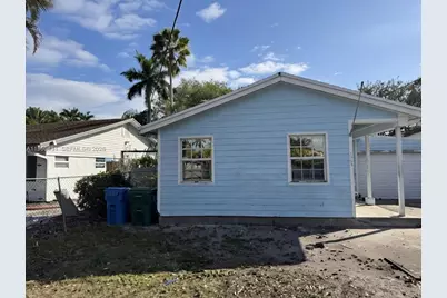 1568 NE 35th St, Oakland Park, FL 33334 - Photo 2