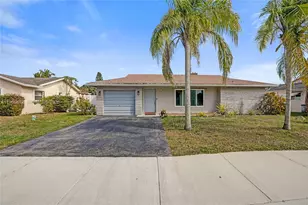 9607 NW 81st St, Tamarac, FL 33321 - Photo 1