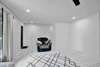 9607 NW 81st St, Tamarac, FL 33321 - Photo 22