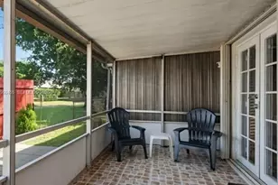 8069 SW 19th Ct, Davie, FL 33324 - Photo 12
