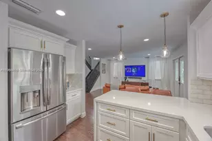 3080 Carysfort Ln, Margate, FL 33063 - Photo 6