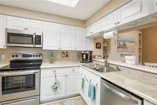 2729 Anzio Ct, Palm Beach Gardens, FL 33410 - Photo 4