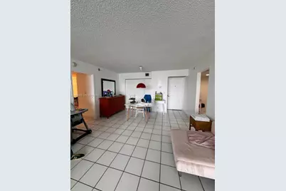 100 Bayview Dr #401, Sunny Isles Beach, FL 33160 - Photo 6