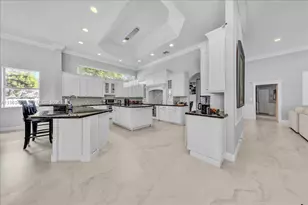 13801 Alexandria Ct, Davie, FL 33325 - Photo 12