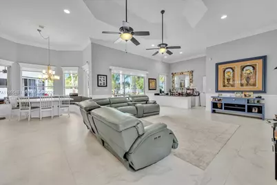 13801 Alexandria Ct, Davie, FL 33325 - Photo 14