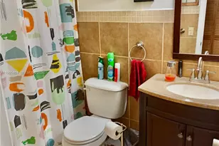 10402 Sunrise Lakes Blvd, Sunrise, FL 33322 - Photo 12