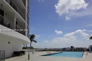 1750 N Bayshore Dr, Miami, FL 33132 - Photo 34